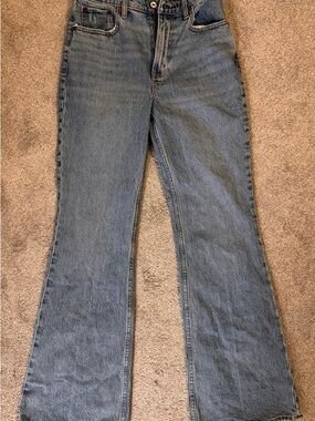 Abercrombie Classic Women's High-Rise Flared Jeans - Blue